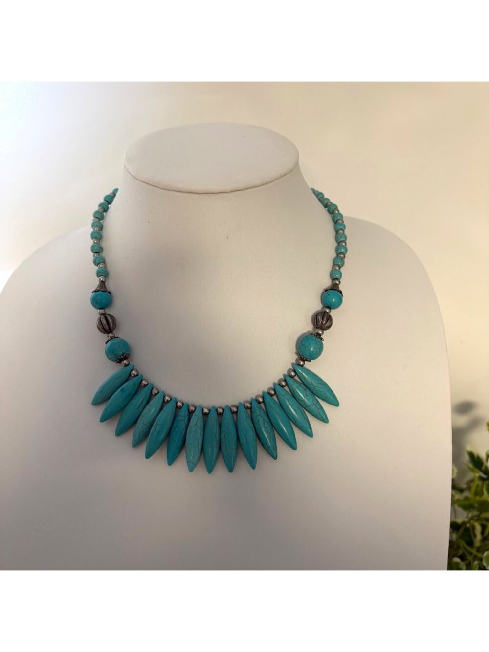 Faux Turquoise Silver Tone Beaded Necklace Spikes Tribal Style Statement Jewelry